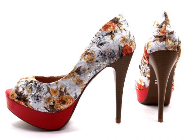 Sapato Peep Toe Meia Pata Floral